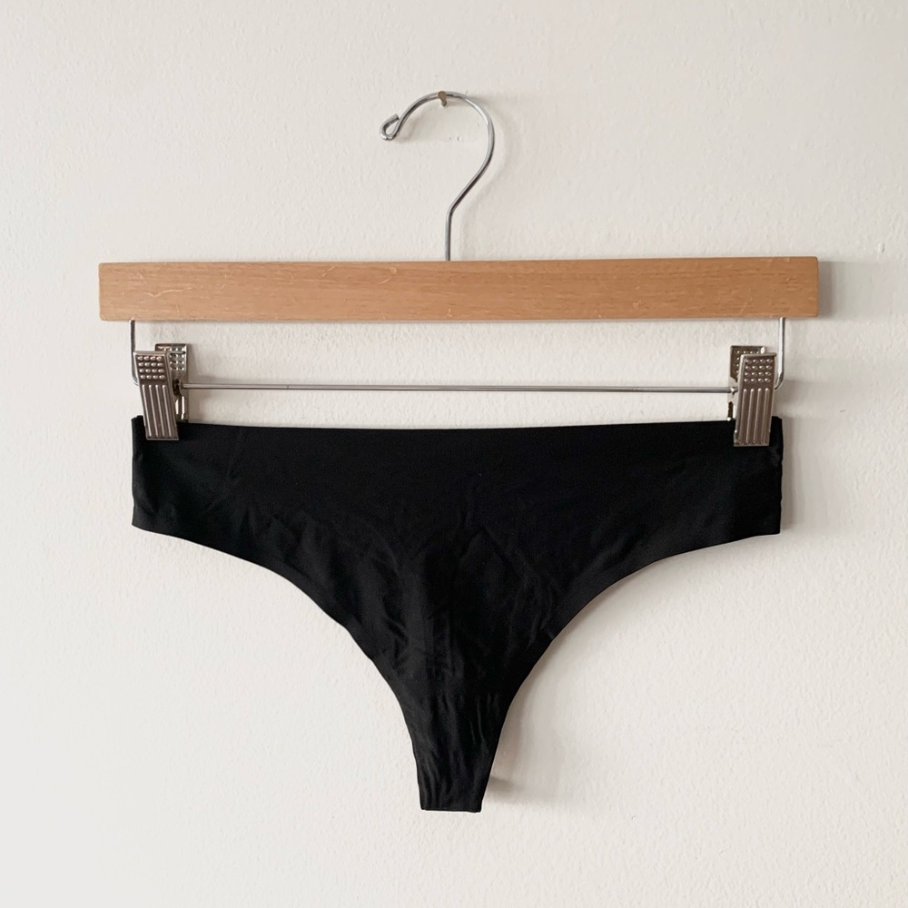NEW Secret Possessions Seamless Thong (Pack of 3)